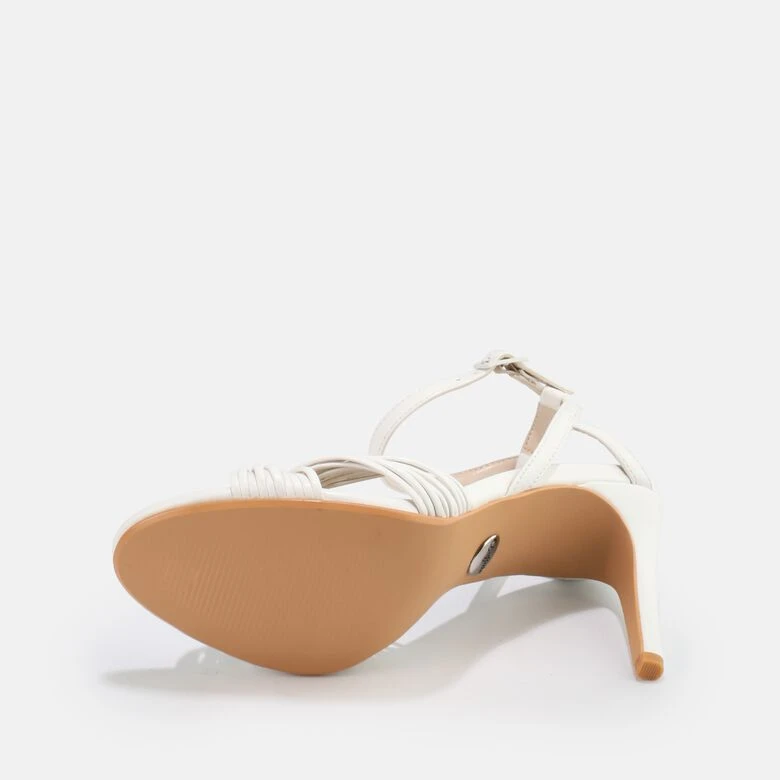 Buffalo Leona 8 Buffalo Leona – Bild 6