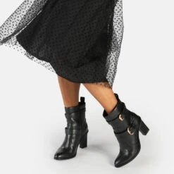 Buffalo Zoe Buckle Boot